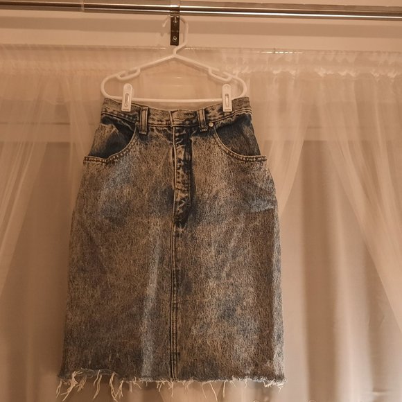 Acid Wash Jean skirt - Picture 1 of 2